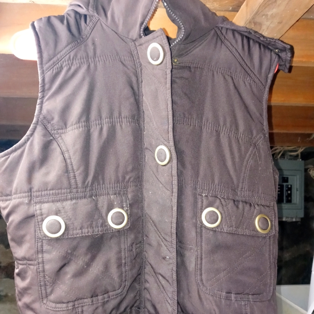 Rue21 puffer vest